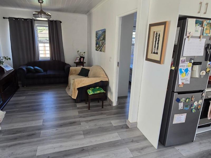 Furnished apartment perfect for single or couple only - Photo 5