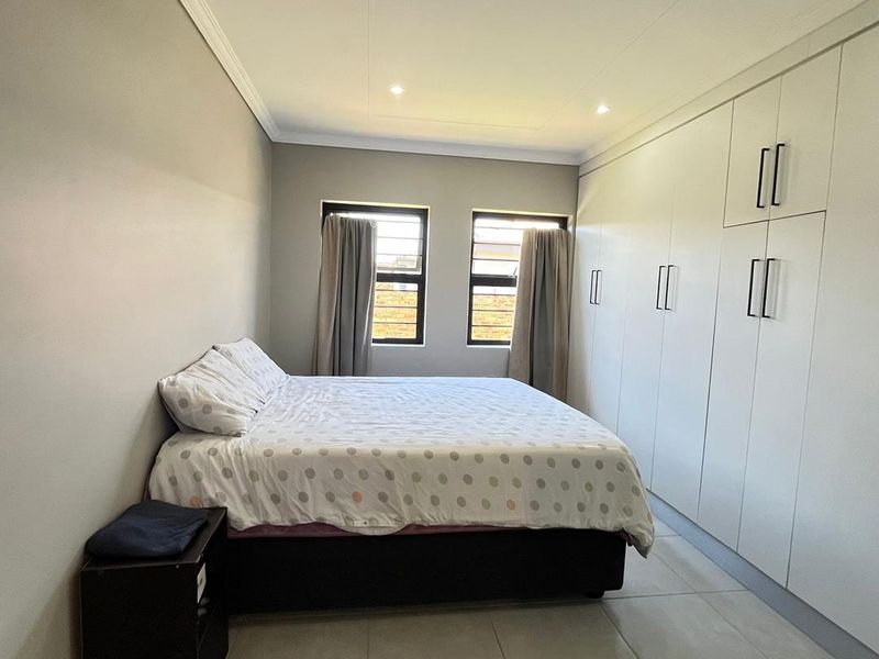 A modern Home Is Lion Pride Estate Awaits You - Photo 5