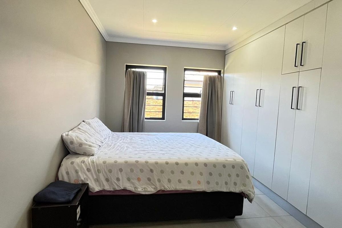 A modern Home Is Lion Pride Estate Awaits You - Photo 5