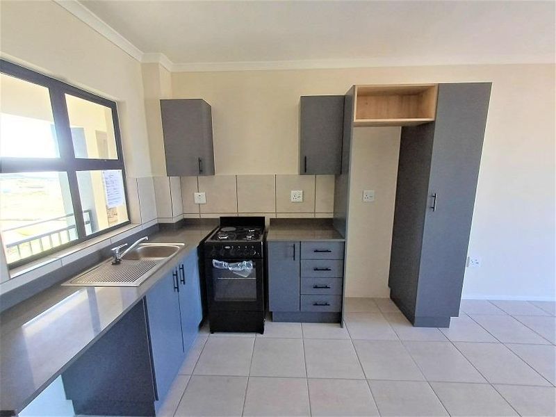 FOR RENT  |  Hillcrest  |  Kings Gate Estate  |  2 Bedroom 1st Floor Apartment - Photo 7