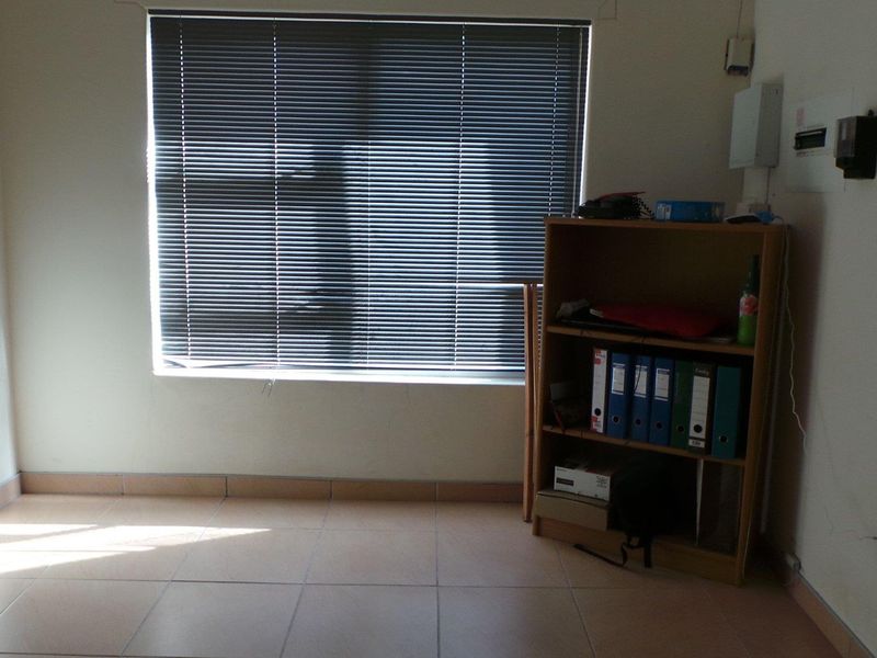 For the larger Family home with lots of space! - Photo 8