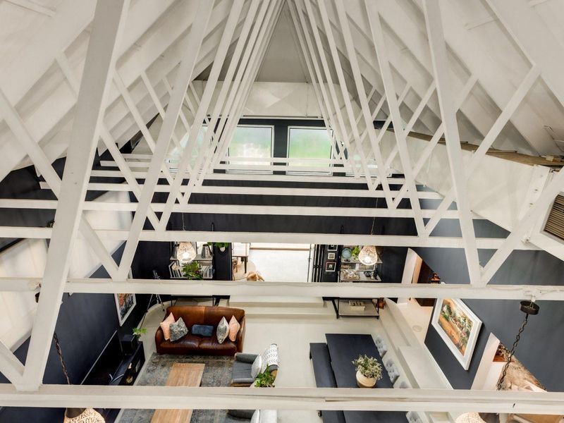 Where memories were made, and new ones await - Photo 5