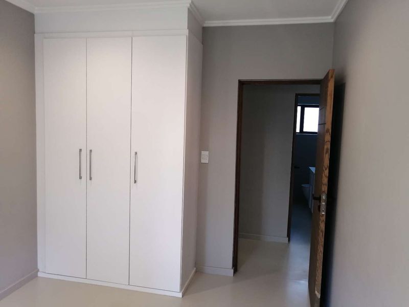 Modern Home to rent in Morningside Manor - Photo 6