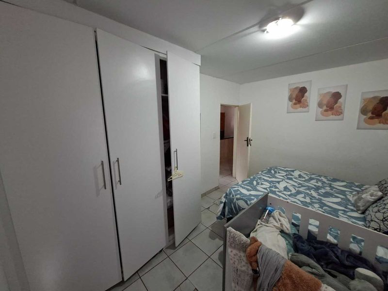 NEWLY TILED JUST FOR YOU - Photo 4