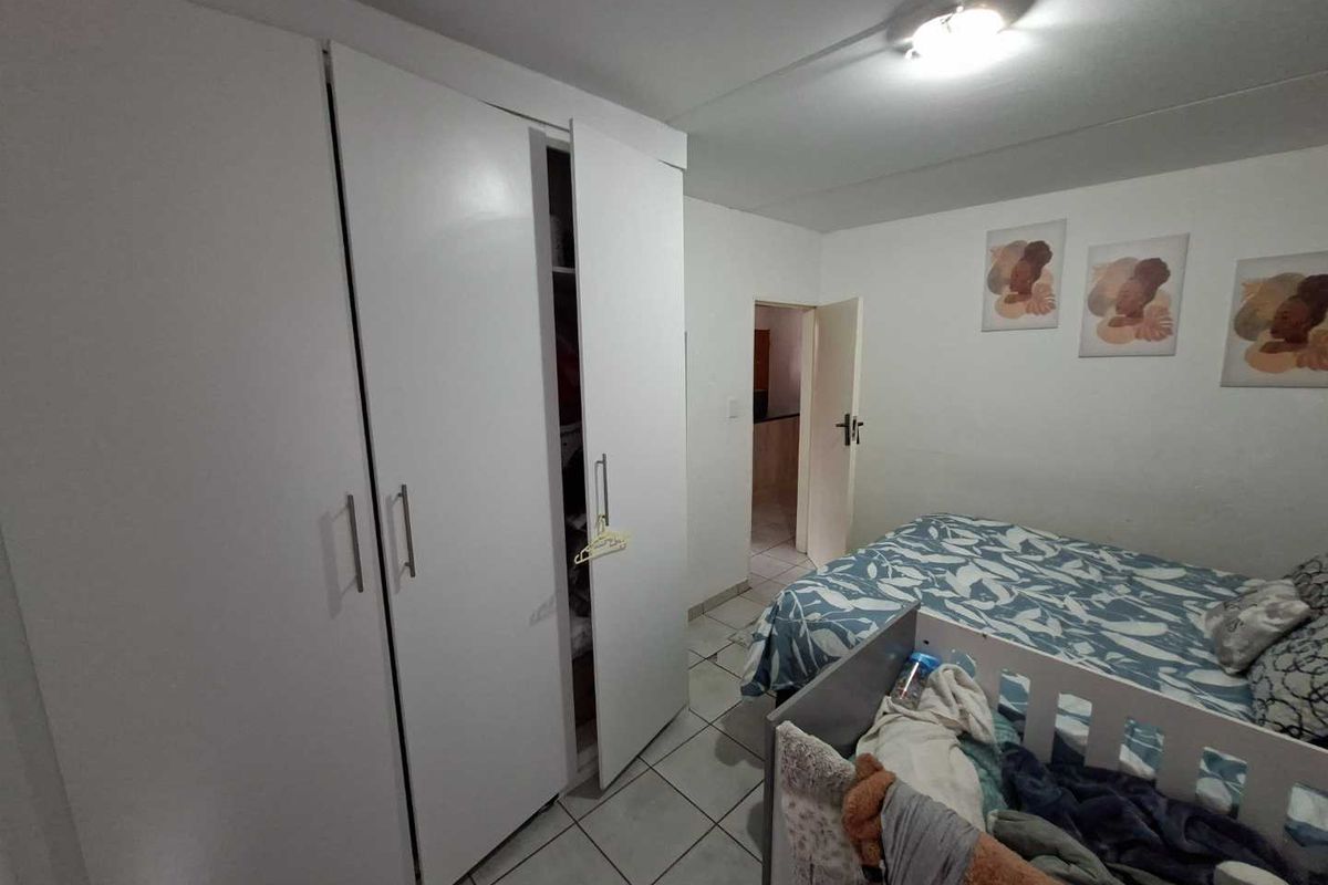 NEWLY TILED JUST FOR YOU - Photo 4