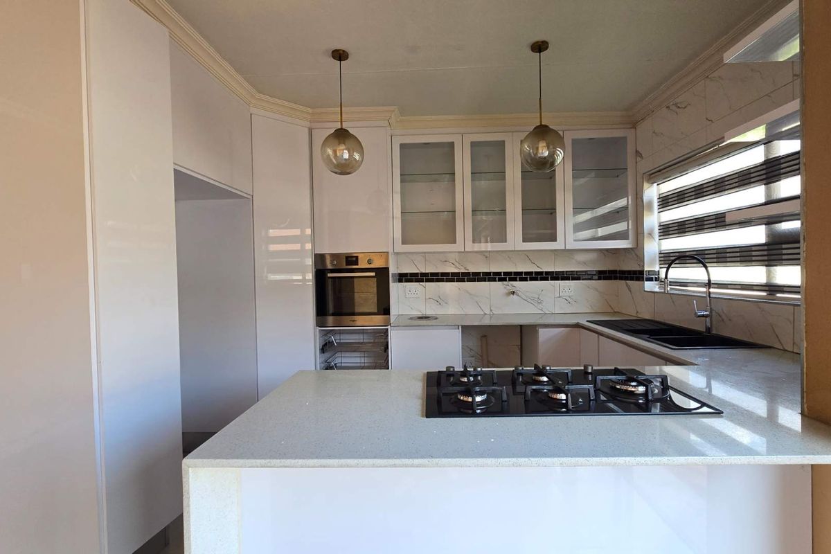 Exceptional Space, Endless Potential and Fantastic Entertainment Living - Photo 2