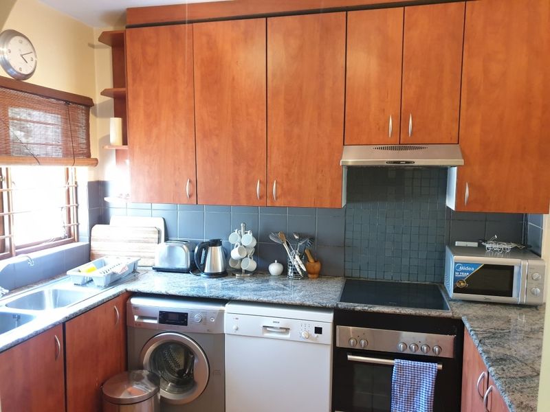 2 BEDROOM FURNISHED APARTMENT TO RENT IN SANDTON. - Photo 3