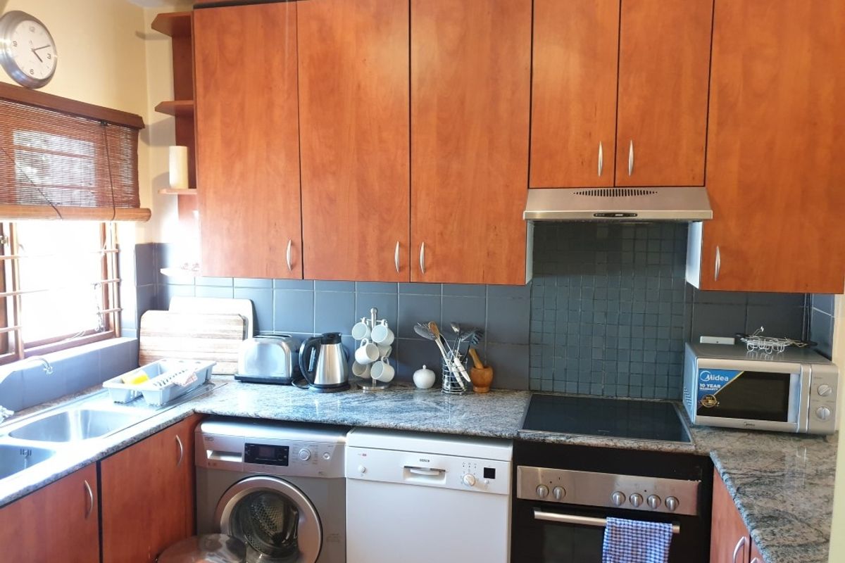 2 BEDROOM FURNISHED APARTMENT TO RENT IN SANDTON. - Photo 3