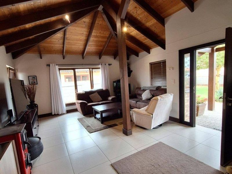 Swakopmund- For Sale-N$3 675 000 - Photo 3