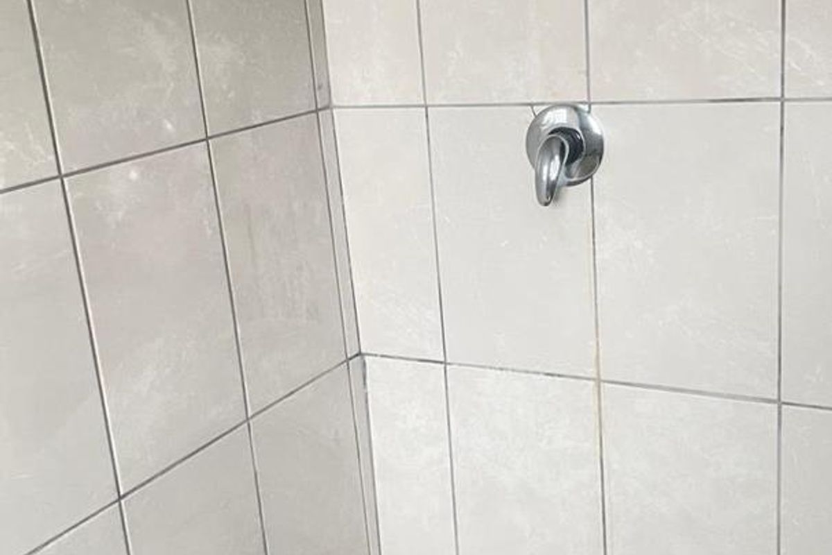 Flat For Rental - Photo 4