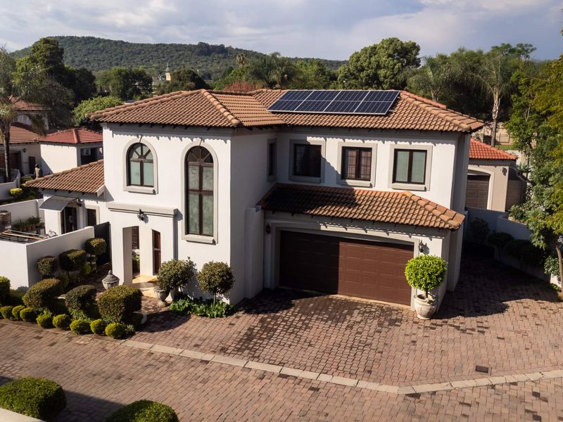 FIVE STAR RATING! - Photo 3