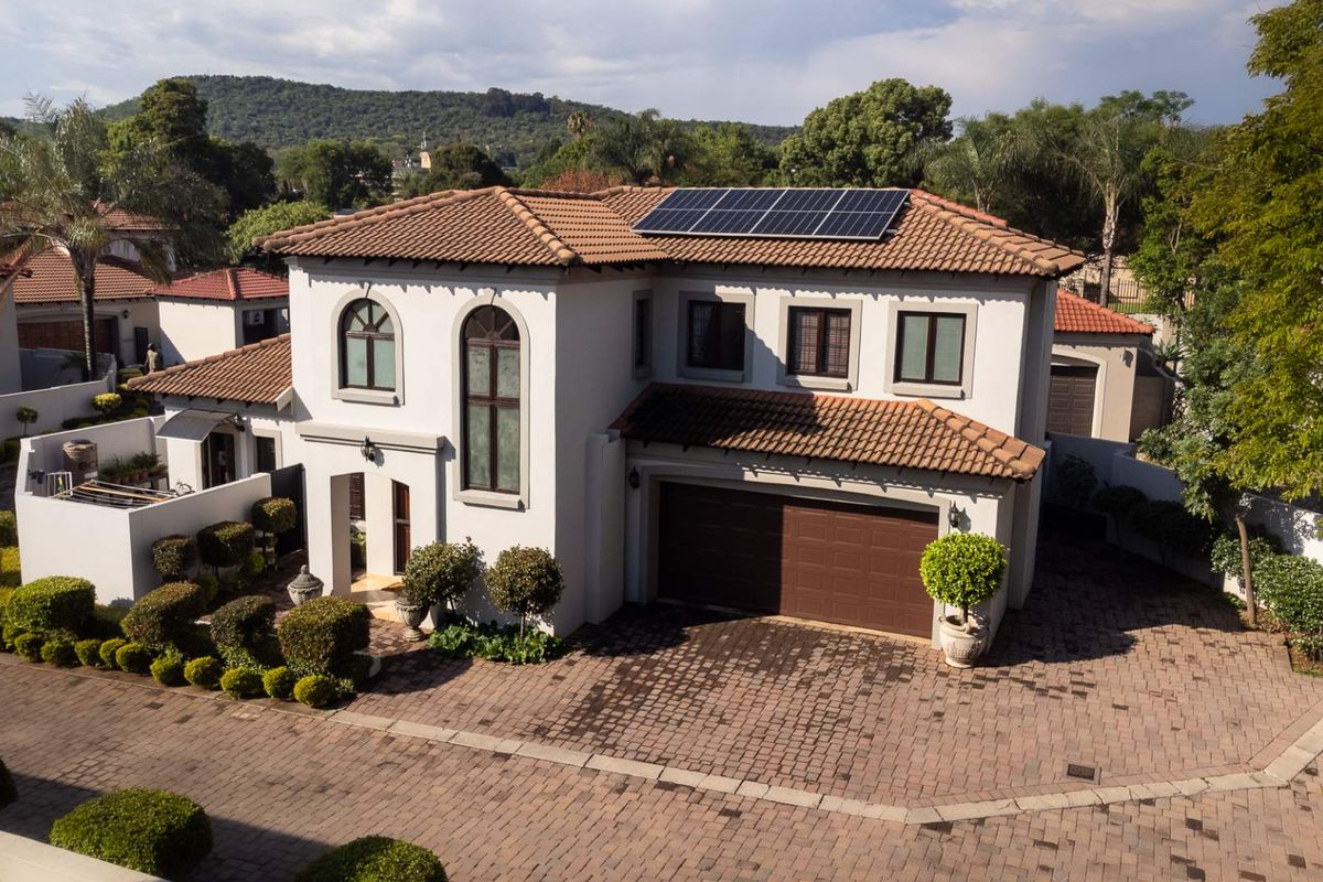 FIVE STAR RATING! - Photo 3