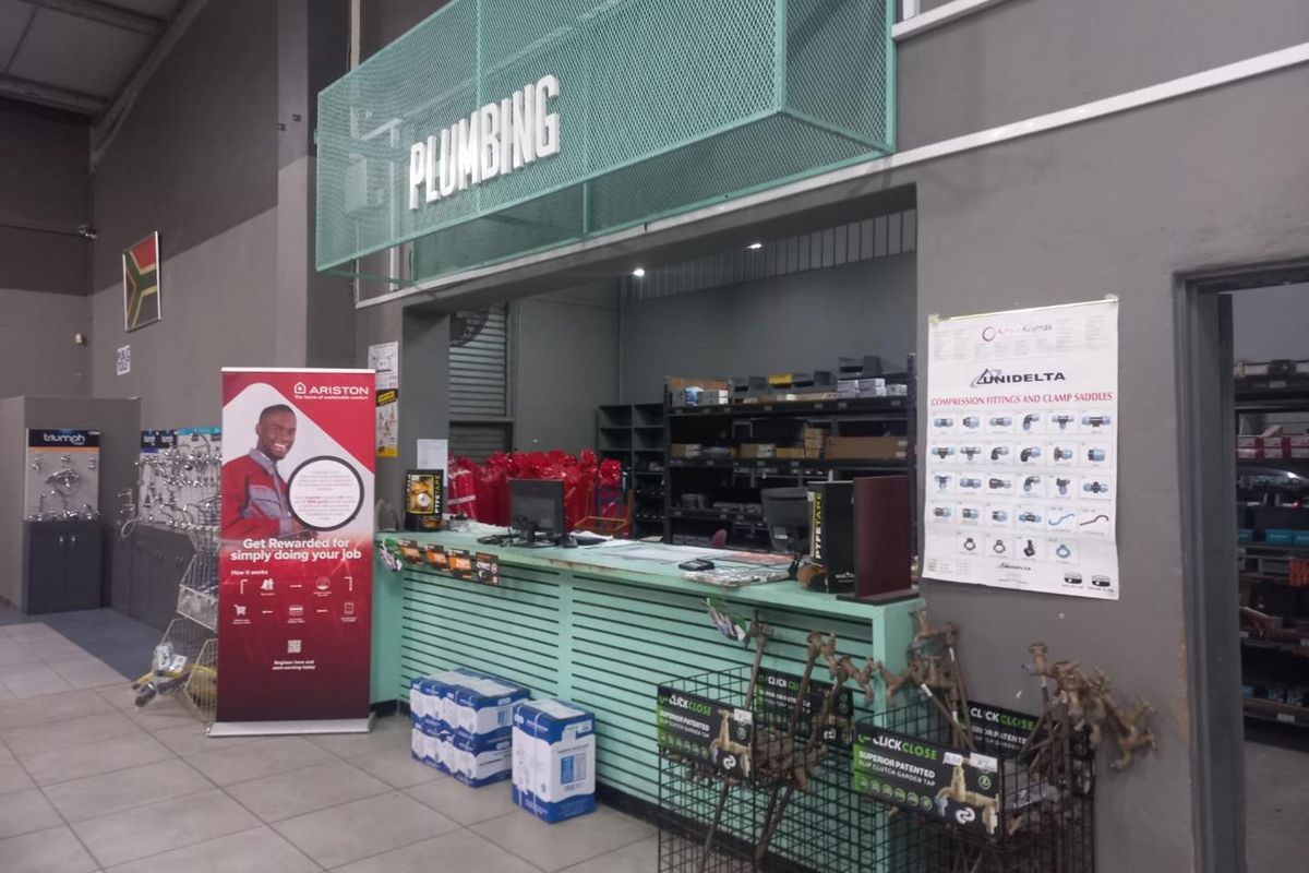 Versatile Commercial Space for Rent in Empangeni Central - Photo 4