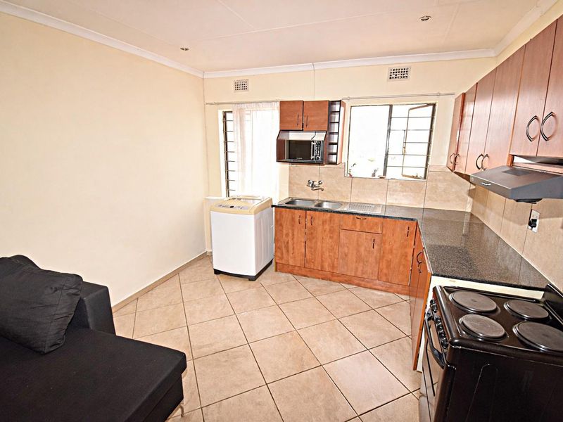 Jabulani Heights - Photo 5