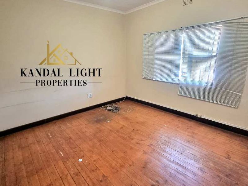 SPACIOUS OFFICES TO LET IN WINDHOEK NORTH - Photo 10