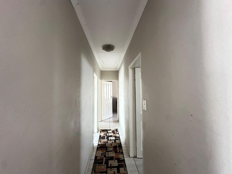 3 Bedroom House(Townhouse) - Photo 6