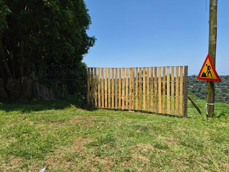 ELEVATED TERRACED VACANT LAND IN BOTHAS HILL - Photo 6