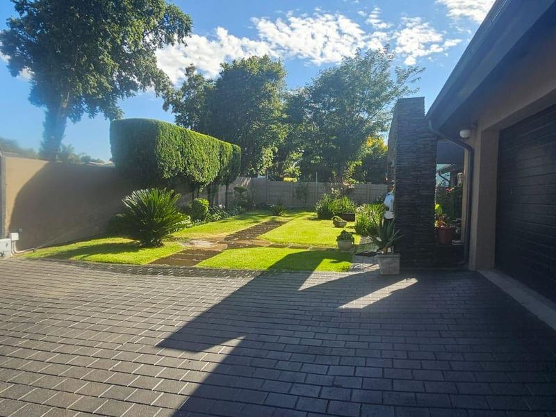 Neat & Modern ! - Photo 3