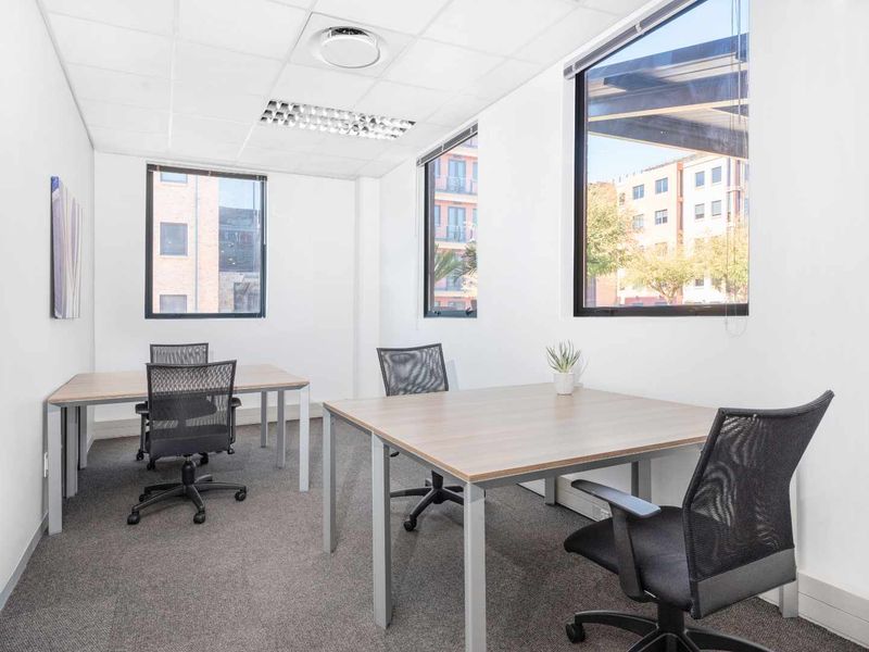 Private office space tailored to your business’ unique needs in Regus West Rand – Constantia Kloof - Photo 4