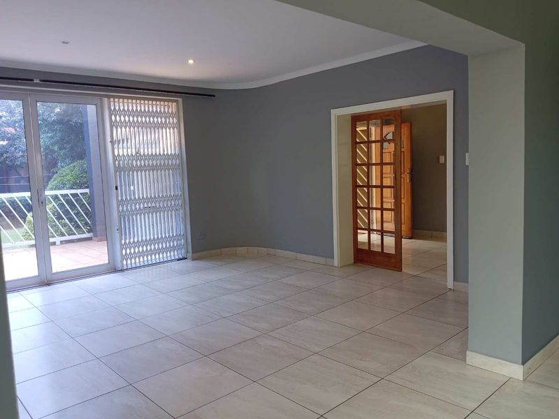 3 Bedroom ,3 Bathroom family home To Let - Photo 7