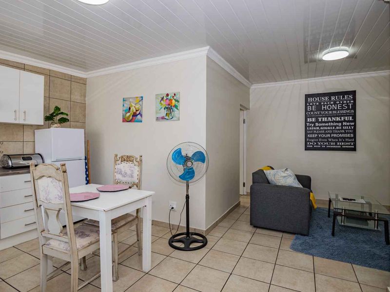 La Bella Vida Self Catering Apartments - Photo 2