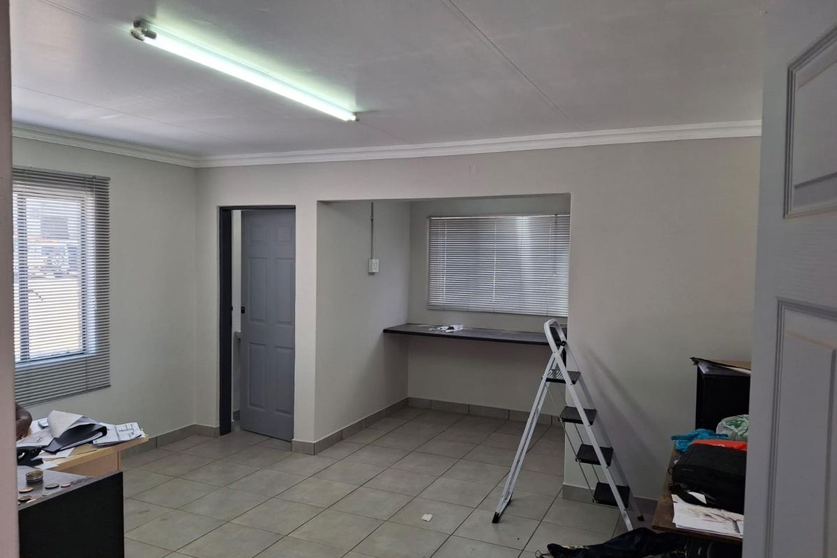 400 m2 Warehouse to let - Photo 5