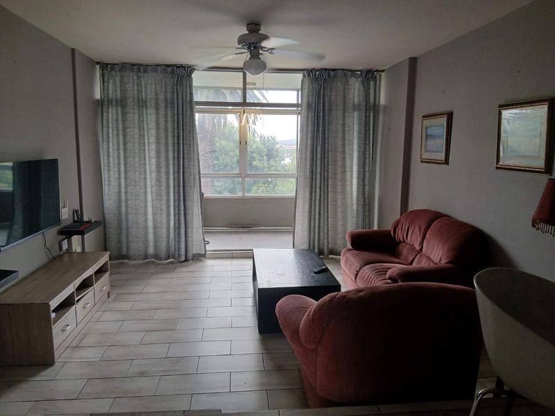 Fourth Floor Apartment with views for sale - Photo 5