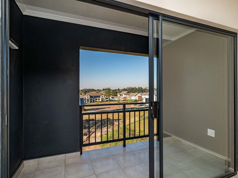 Kings Gate Estate 3 Bedroom Apartment - Photo 6