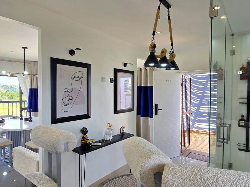 Celestial Elegance: Your Top-Tier Sky-High Sanctuary - Photo 4