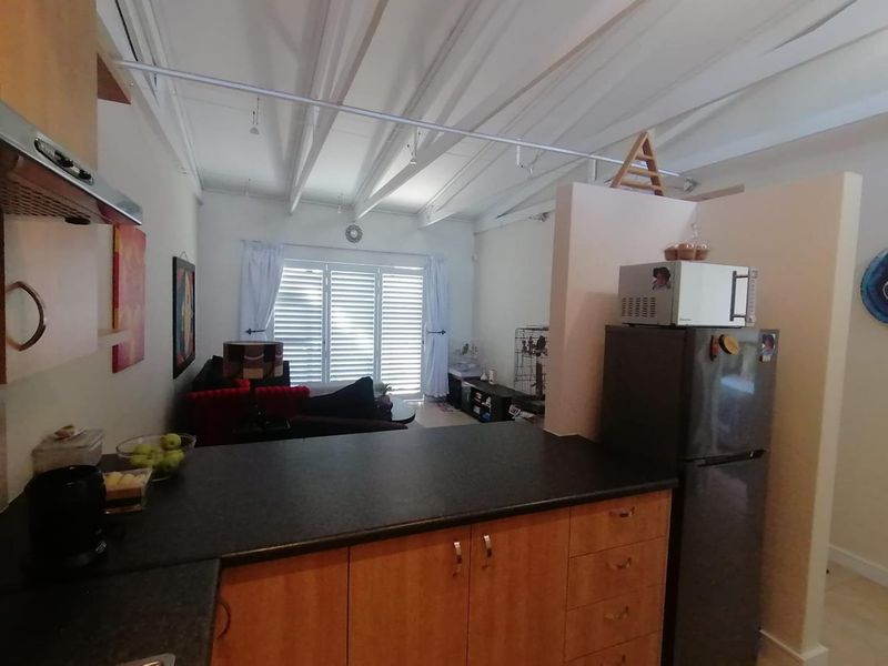 Freestanding Home in a Secure Estate – Comfort, Convenience & Lifestyle - Photo 6