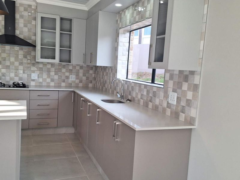 3 Bedroom Newly Built Duet for sale in Dana Bay - Photo 6