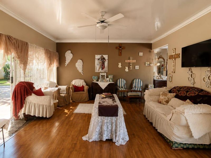 4 Bedroom House available in Flamwood - Photo 6