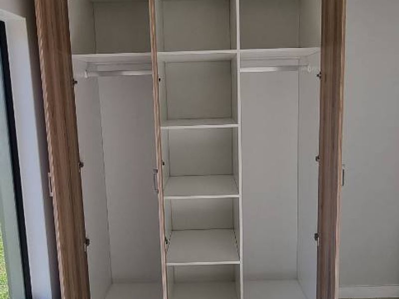 Charming 2-Bedroom Ground Floor Unit for sale - Photo 6