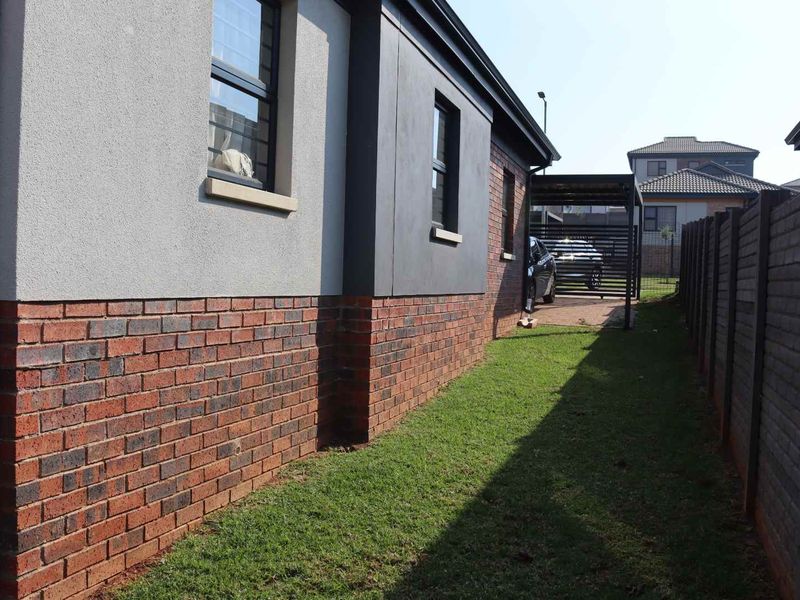 Clean and safe security estate - Photo 6