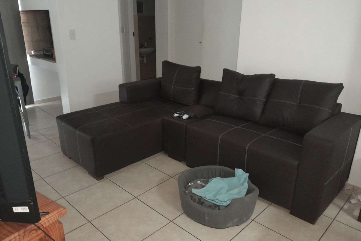 Flat for sale at The Reeds - Photo 2