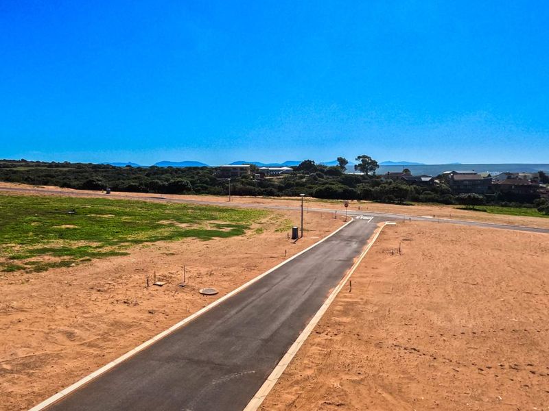 Now is you chance - make your real estate dream a reality! - Photo 9