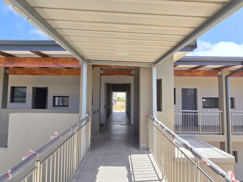 Hartland Retirement Village – Modern Lifestyle with Premier Healthcare Support - Photo 2