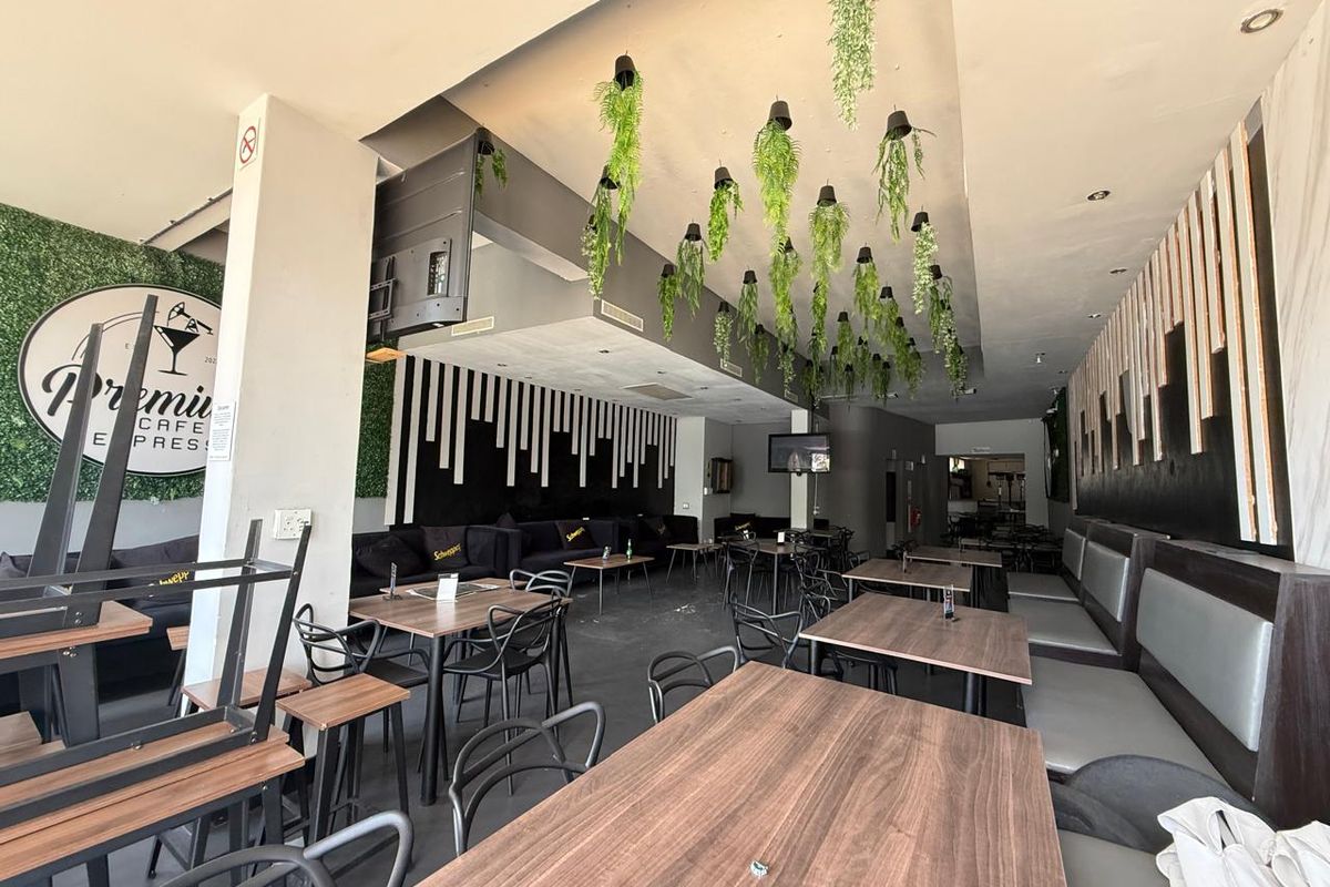 Prime Restaurant Space Available in Vibrant Greenside - Photo 4