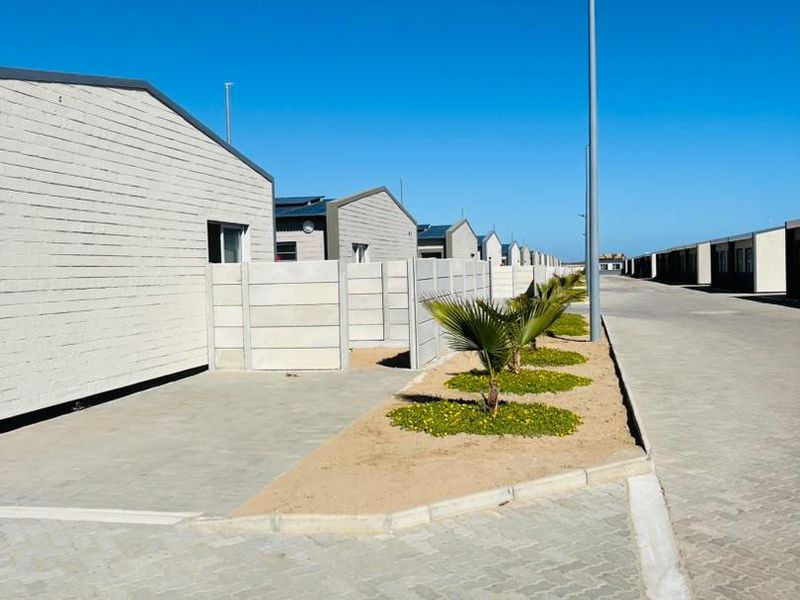 Modern Townhouses for Sale in Walvis Bay-Dunes Estates - Photo 4