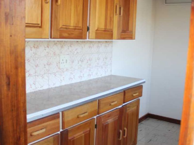 2.5-Bedroom Apartment to Rent in Pretoria Gardens- Suiderland Building - Photo 7