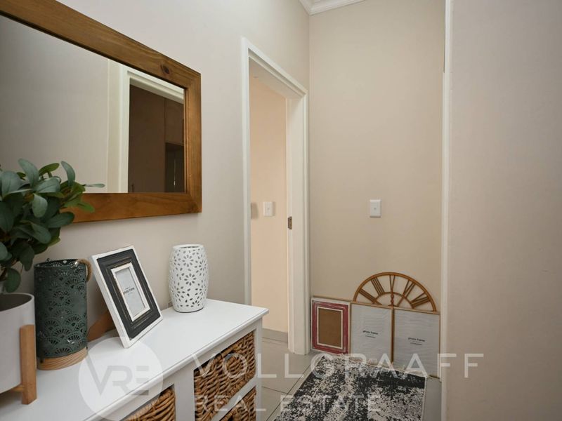 Spacious Three Bedroom Townhouse For Sale in Swakopmund Extension 39 - Photo 10