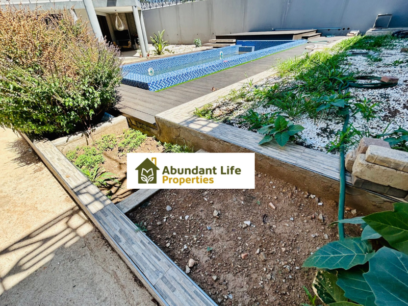 Double-Storey Family Home For SALE! - Photo 2