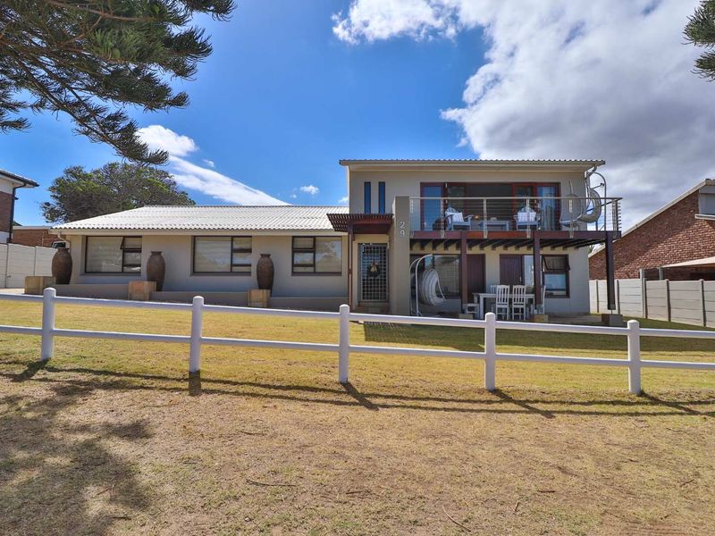 Dream Home & Investment in Prime Hartenbos - Photo 8