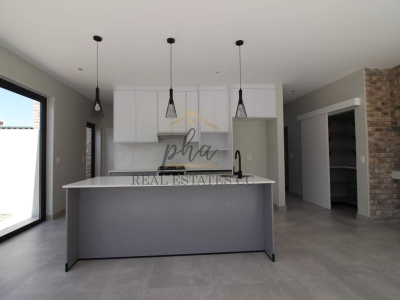 3 Bedroom townhouse for sale - Swakopmund (Kramersdorf) - Photo 3