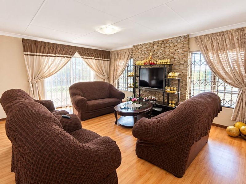 Charming 4-Bedroom Home – Ideal for families - Photo 8