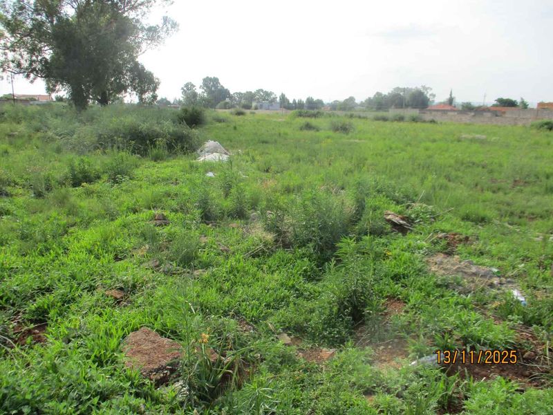 Enjoy the tranquility of Henley - Photo 4