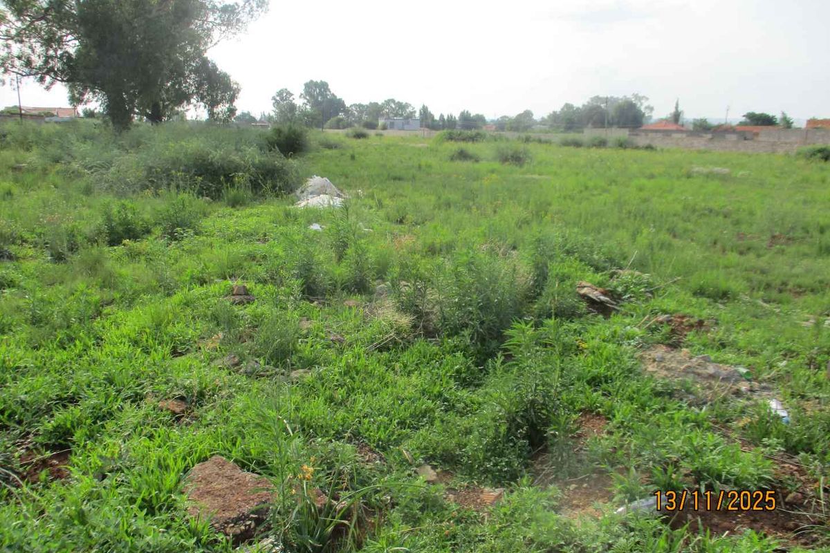 Enjoy the tranquility of Henley - Photo 4