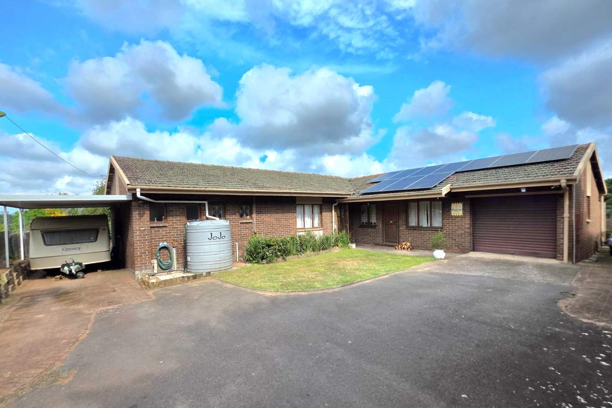 5 Bedroom Family Home FOR SALE in Northdene! - Photo 2