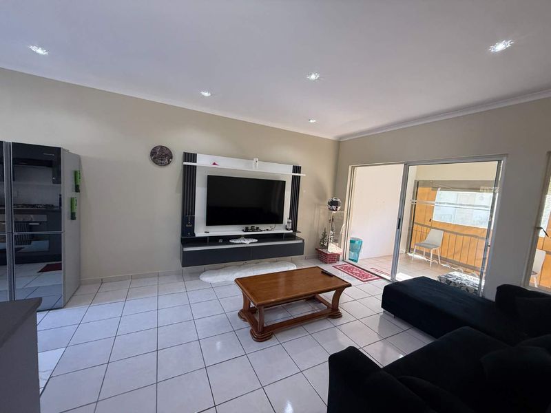 FOR SALE – JUST MOVE IN! - Photo 7