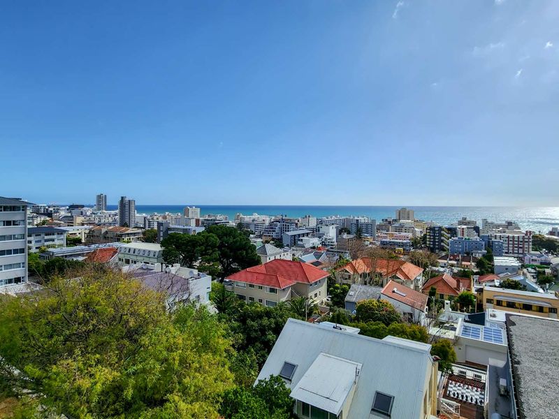 BOUTIQUE ELEGANCE WITH PANARAMIC VIEWS - OFFERS FROM R13 500 000 - Photo 2